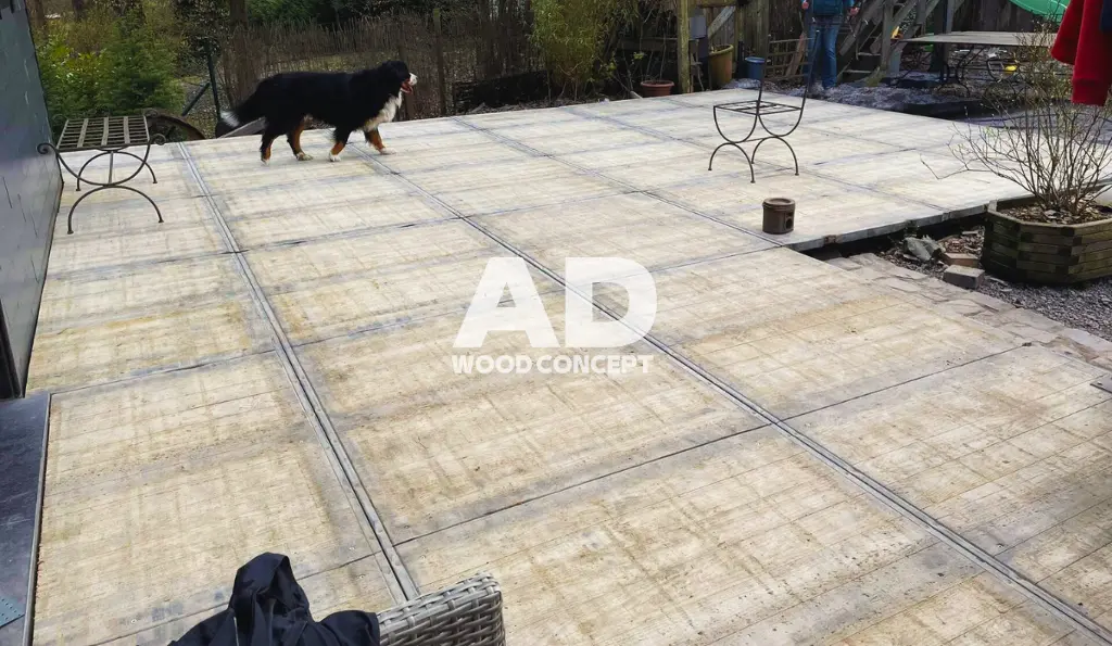 panneau de coffrage terrasse en douglas 120x130