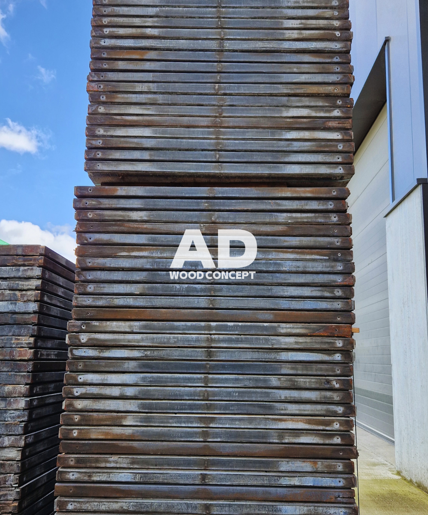 Panneau de coffrage Mélèze 140CM x 110CM